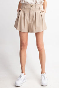 Pleated Short Pants / Pantalón Corto con Pliegues