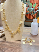 Load image into Gallery viewer, Hanging Coins Pearls Necklace
