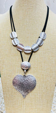 Load image into Gallery viewer, Old Hearts Double Layers Necklace
